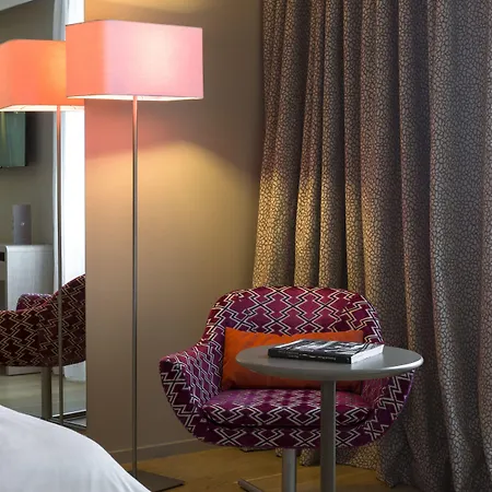 Oceania L'hotel De France 4*