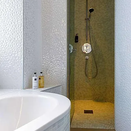 Hotell Oceania L'hotel De France 4*