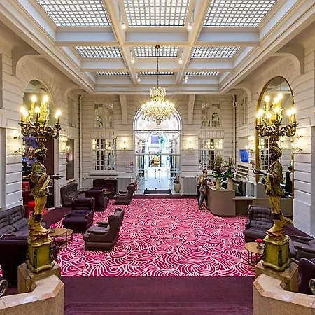 Oceania L'hotel De France Hotell 4*