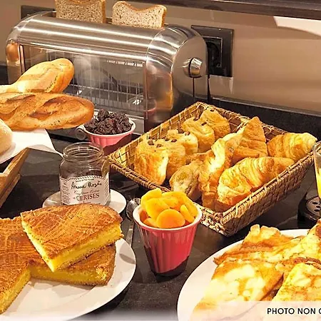 Oceania L'hotel De France Hotell 4*