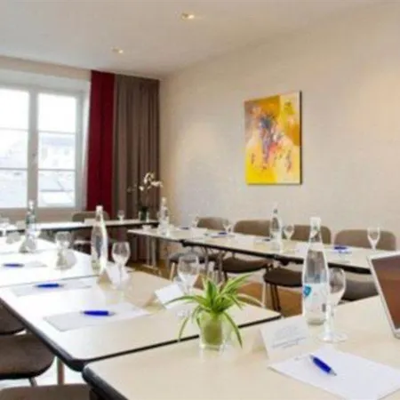 Oceania L'hôtel De France 4*