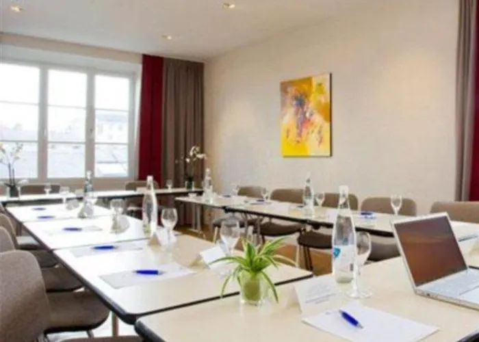 Oceania L'hotel De France 4*