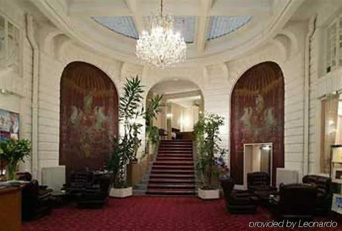 Oceania L'hotel De France Hotel 4*