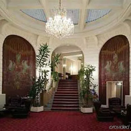 Oceania L'hotel De France Hotel 4*