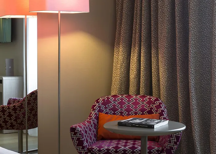 Oceania L'hotel De France 4*