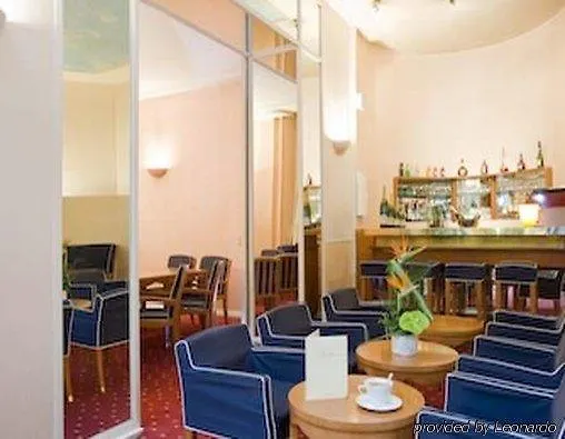 Oceania L'hotel De France 4*